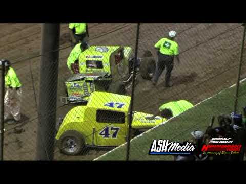 Dwarf Cars: Rob Cowman Rollover - Archerfield Speedway [Classic Highlight]