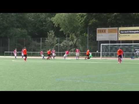 Traumhaftes Solo von Agonis Krasniqi (Klub Kosova) | ELBKICK.TV