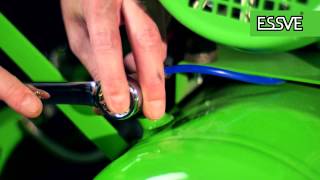 Rengjøring av ventil i kompressor