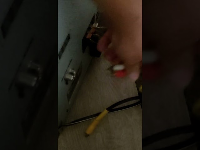 Vídeo relacionado con InLine 99323 - Adaptador de audio (conector jack de 6,3 mm a 2 conectores RCA, estéreo)