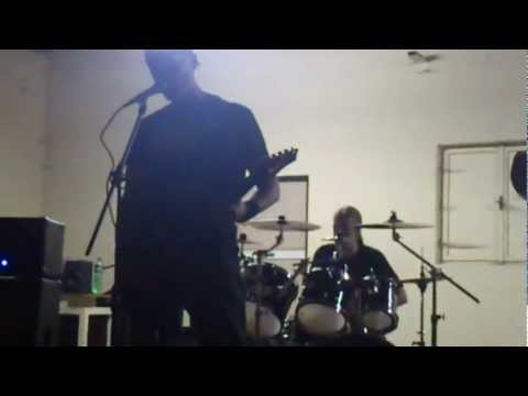 xHybrydor - Hybrydor - Válka 1.část, Cihelka Hlinsko 5.5.2012