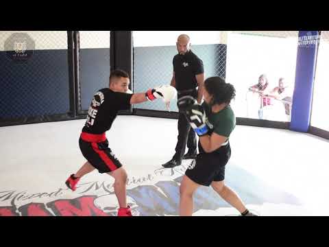 Thais vs Larissa - Legends of Fight 4