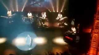 Sarkodie uses illuminati slides at Apollo Theater