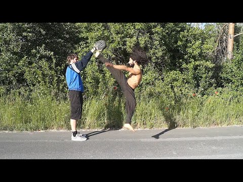 Smolik Kick & Tornado Kick | NEUZEIT NOMADEN