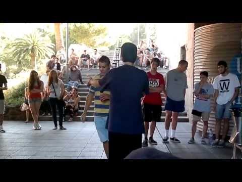 Aster vs Reuto [BATALLAS FIESTA UNIVERSITARIA MALDECAV '12]