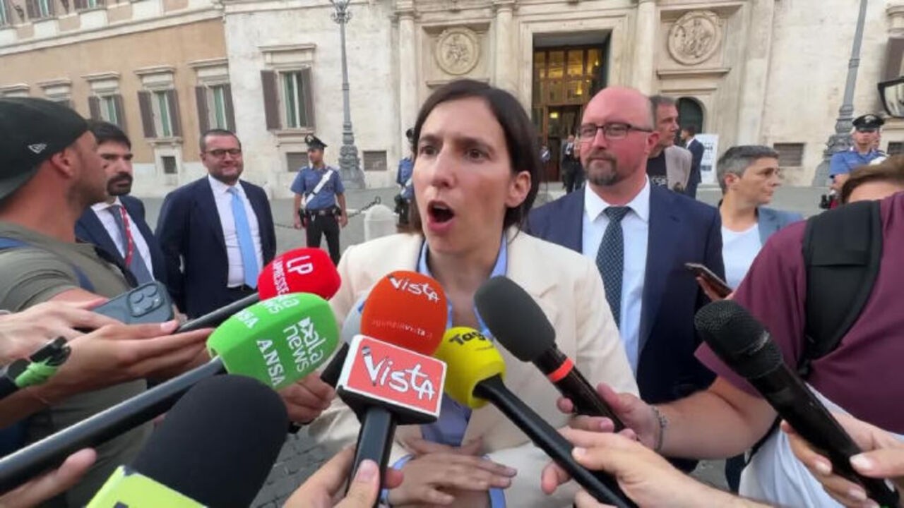 Legge elettorale, Schlein: Oggi è venuta giù la maggioranza