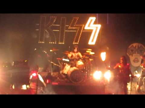 120613 834 KISS Alive! NYC Firehouse