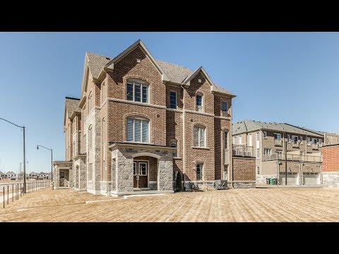 BRAMPTON TOWNHOUSE FOR SALE: 425 RIVERMONT ROAD
