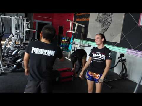 Training with Golden Age Legend Hippy Singmanee - Then This Happened :)