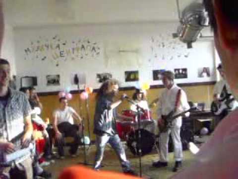 KING ZIVADIN - Lomaca za repere - Gimfest 25. 3. 2012. godine.AVI