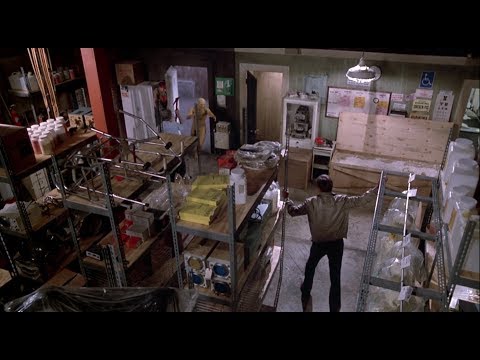 Freddy libera lo zombi dalla cella frigorifera (Il ritorno dei morti viventi - 1985)