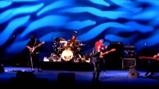 Cyndi Lauper- How Blue Can You Get? (Johnny Moore&#39;s Three Blazers cover), Perth, 5.4.2011
