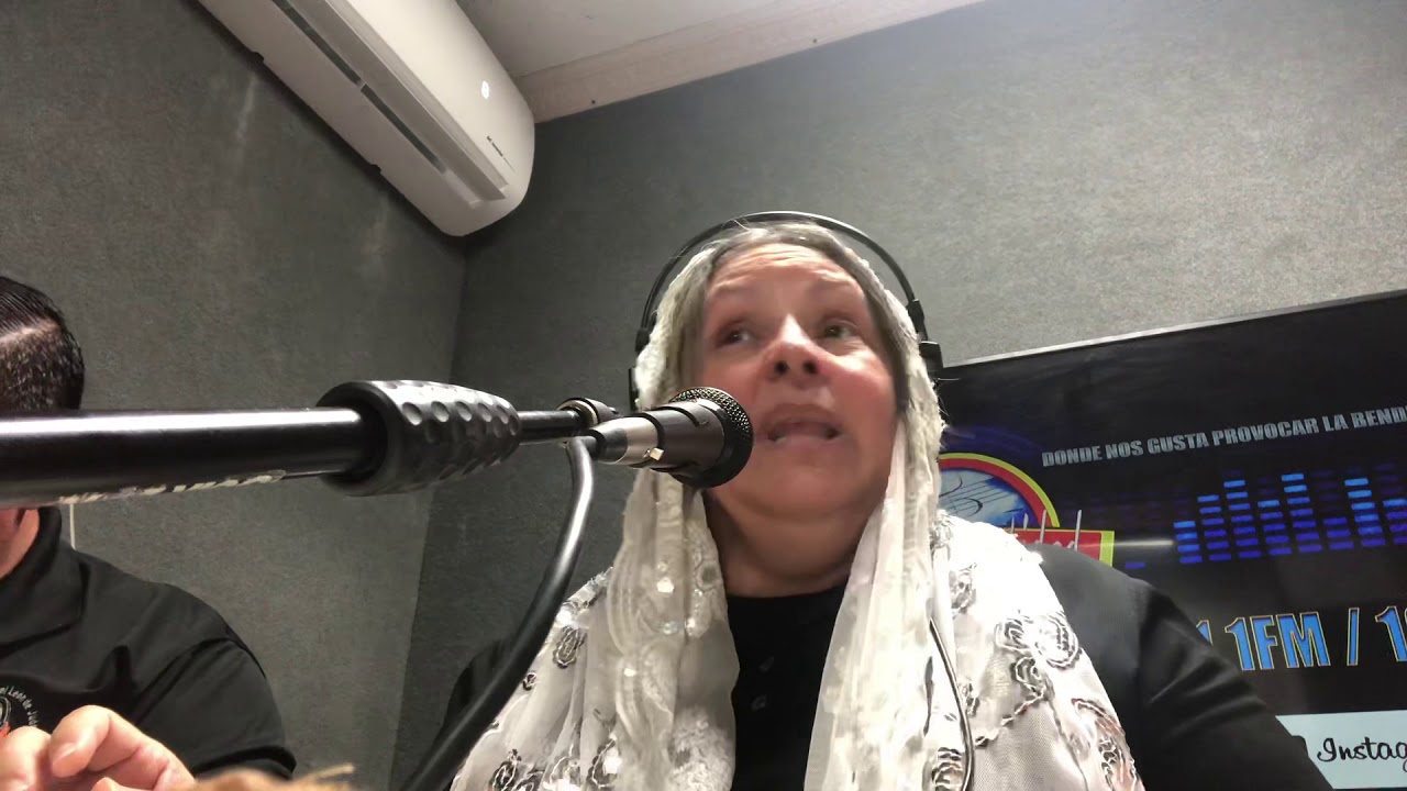 Rosa Pérez - En Faro De Santidad la Radio 📻 ( parte 3 )