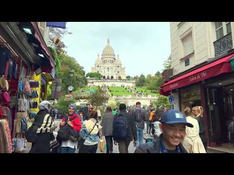 Paris France, Montmartre - Walking Tour, October 1, 2022 - Autumn in Paris - 4K HDR