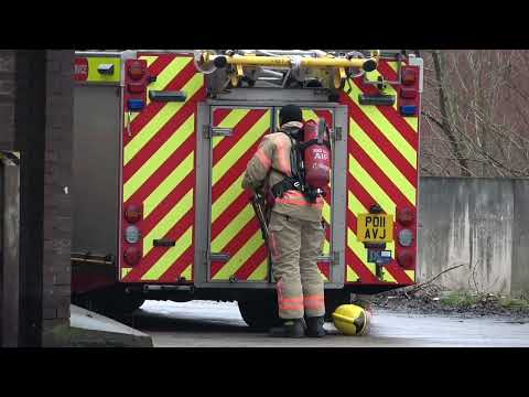 6 Pump Training Exercise In Manchester! Greater Manchester Fire And Rescue Service