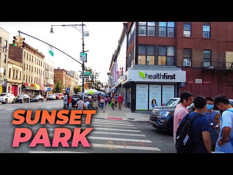 Walking NYC : Sunset Park, Brooklyn via 5th Avenue (September 13, 2021)