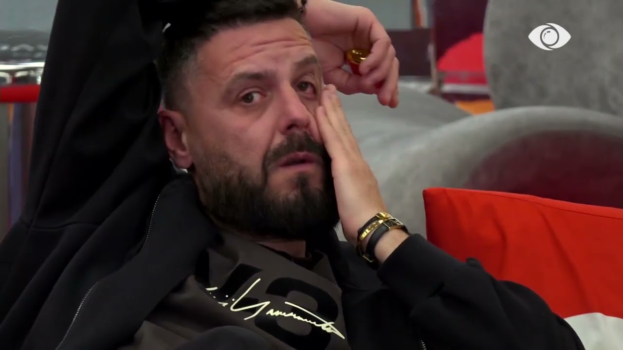 Kristi përqafon Selin teksa banorja qan, edhe Miri preket