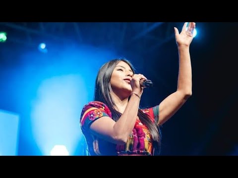 Evelyn Edith-En Vivo lo más reciente