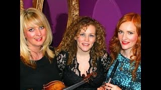 Come by the Hills - Celtic Quines