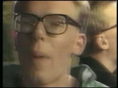 Proclaimers: 500 Miles vs 2 Bad Mice: Bombscare  (500 Bad Mice)