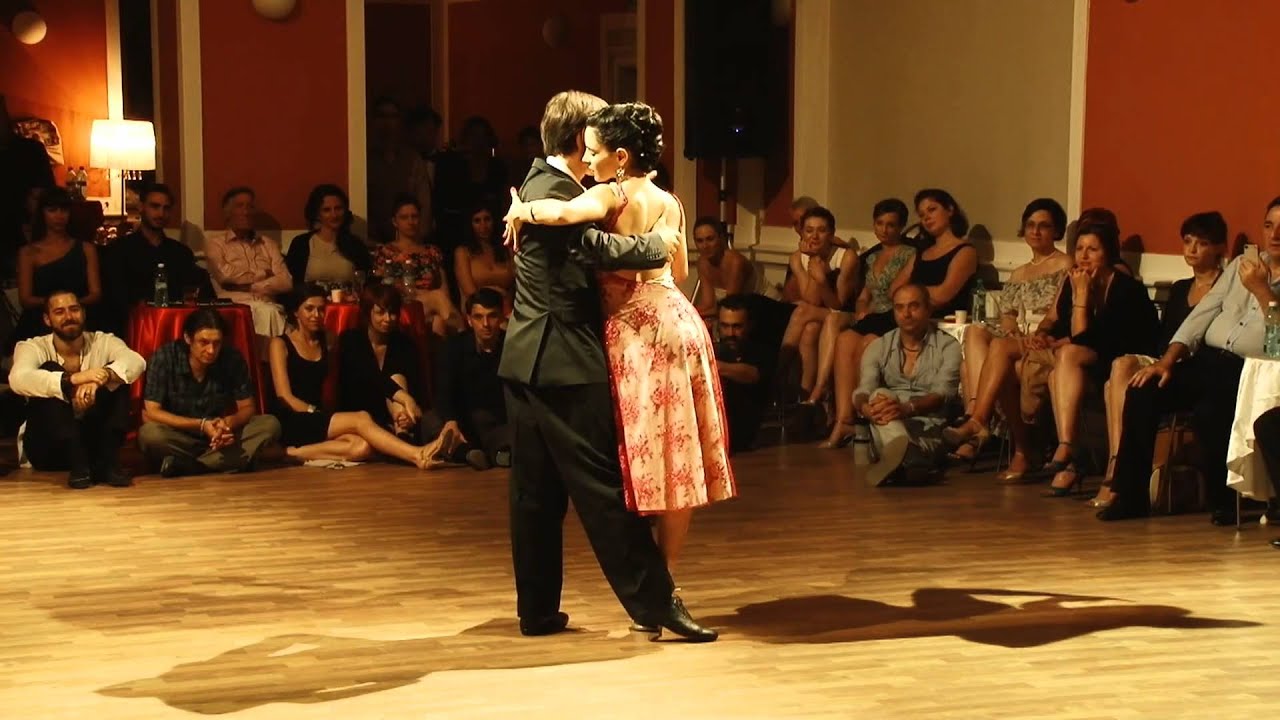 Dominic Bridge y Cecilia Piccinni - Tango Cazino 2014 - 3/4