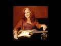 Bonnie Raitt - The road's my middle name