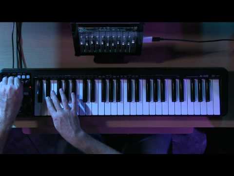 Roland INTEGRA-7 Sound Examples — Patch: 0806 "LFO Bs 2"