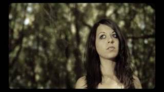 CHIARASTELLA - LA REGINA Official Video.mov