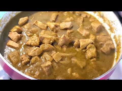 Pork Ribs in Green Sauce(costillas en chile verde)