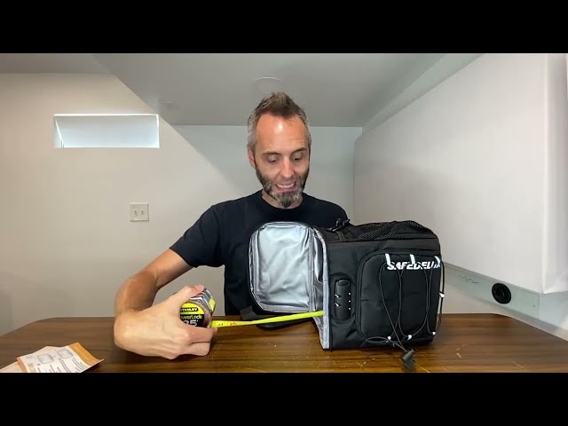 Best Insulated Lunch Bag with Lock for Road Trips - alternate angle