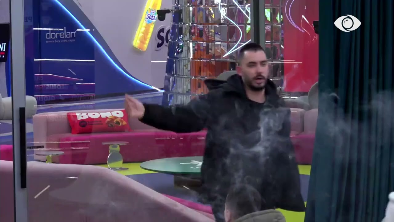 “Mashtruese…”/ Keijsi-Brikenës: Gënjeve të gjithë Shqipërinë për Mateon dhe të doli puthja