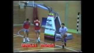 preview picture of video 'G:S:Marconi - COOPSETTE Basket - Castelnovo Sotto. stagione 1992-93'