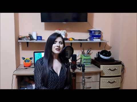 LACRAMIOARA DIRLEA   O batrana intr o gara COVER 2020