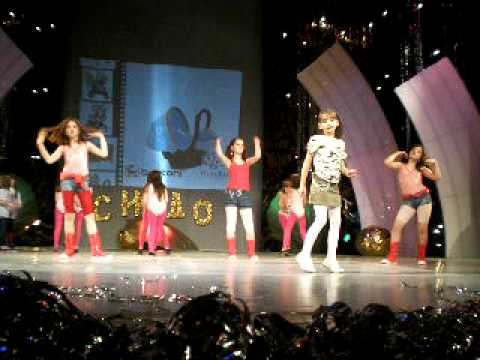 Andriana Cadevska - Sakam Rok&Rol