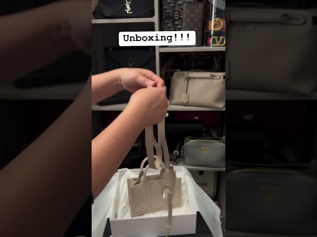 Vídeo relacionado con Lckaey Inserto de bolso para libro dior mini bolsas de fieltro organizador 2008negro gris-S