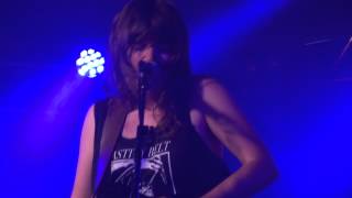 Courtney Barnett- &#39;Debbie Downer&#39;&#39; (William&#39;s Green Stage, Glastonbury, 27th June 2015)