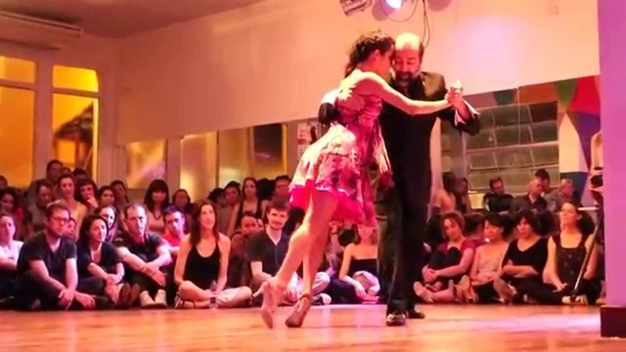 Nick Jones & Diana Cruz 2015 - Esta Noche Me Emborracho