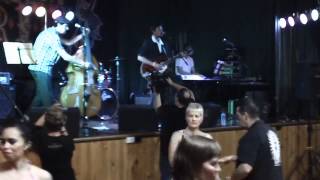 Tommy & the Lucky Strikes - "Twenty Flight Rock"