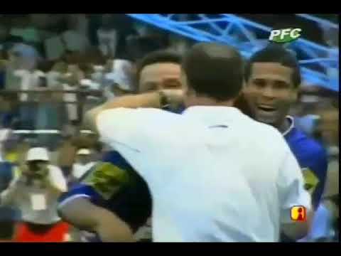 Fábio Junior (Cruzeiro) - 02/12/2000 - Cruzeiro 3x2 Internacional - 1 gol