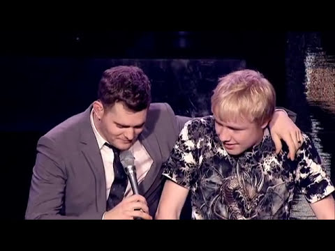 Michael Bublé - Singing with a Fan Live [Extras] Video