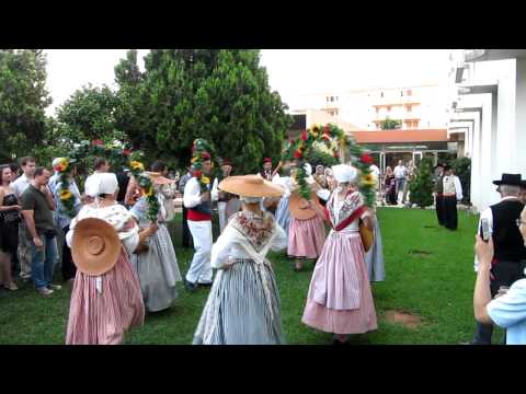 15 Traditional Dances from Around the Globe