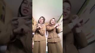 Download lagu LIHAT MEREKA JADI TEGANG mp3