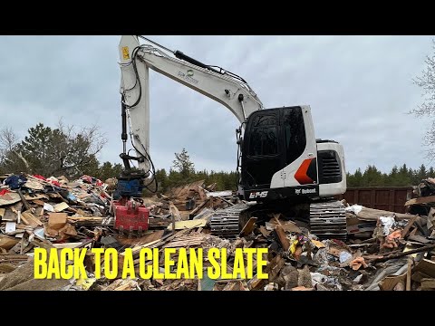 KNOCKING DOWN A 130 YR OLD HOUSE START TO NEAR FINISH!!