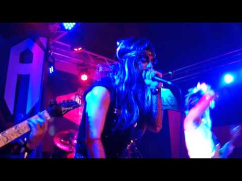 Gigatron - Apocalipsis molón. 16 toneladas, Valencia