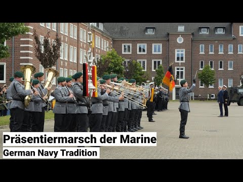 Präsentiermarsch der Marine: Wenn die Marineoperationsschule ihren Kommandeur begrüßt