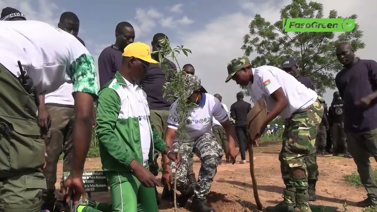 Campagne nationale de reforestation : Les forces de securité intérieure repondent à l'appel