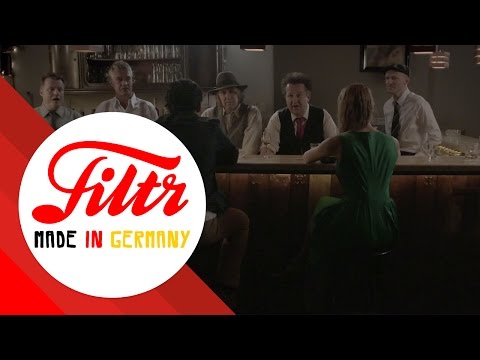 Videoclip de Er steht im Regen — Die Prinzen