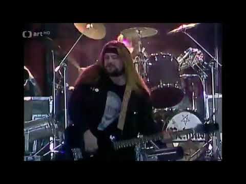 Törr - Posedlá , Kult ohne