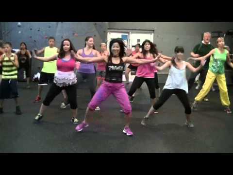 Dance Fitness Choreography with Kit - Puto Portugues - Willy William Remix