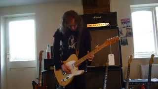 Video thumbnail for 1975 Fender Telecaster (Tele Tuesday) by Dave Simpson
